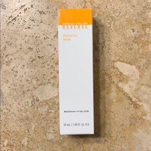 Rodan and Fields Reverse Radiance Mask